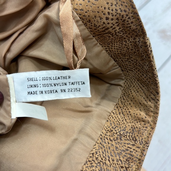 Jacqueline Ferrar Vintage Leather Skirt, Sz 6 - Picture 5 of 5